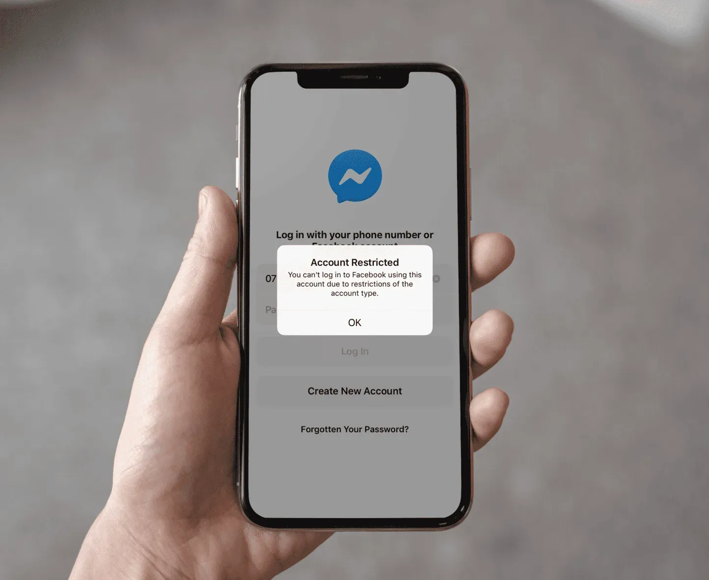 Hạn chế tài khoản Facebook là gì?
